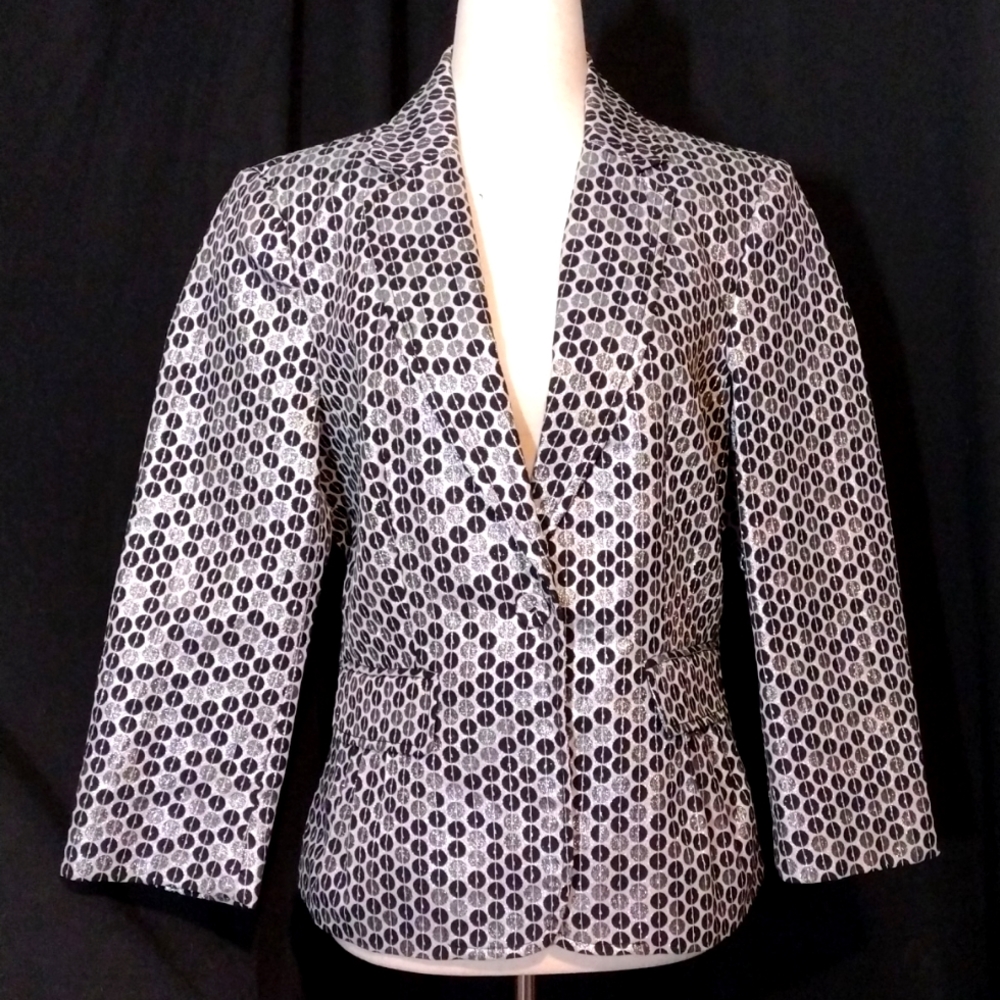 NWOT Peter Nygard Black, White, & Silver Metallic One Button Blazer Size 10